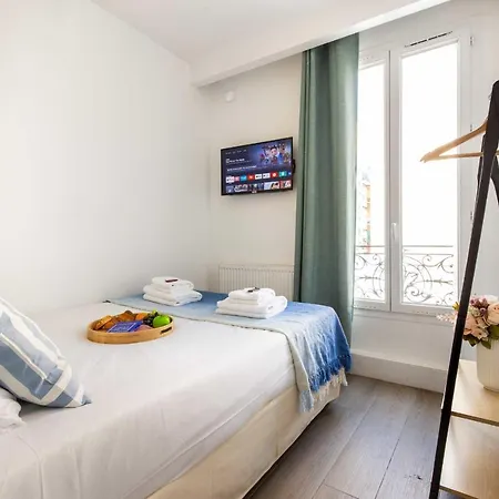 Cosy Bedroom - Tour Eiffel Champs De Mars 10a Holiday home *